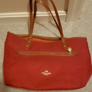 Coach purse. Comes from a smoke free home.